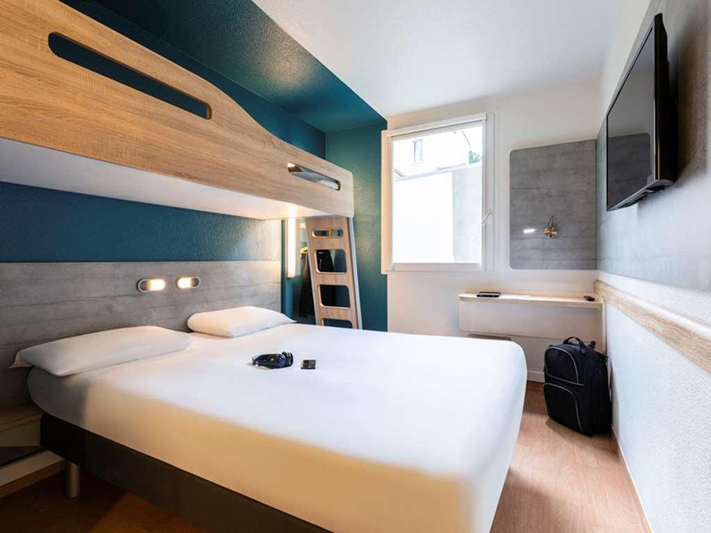 Hotel Ibis Budget Sud Pres D'arenes