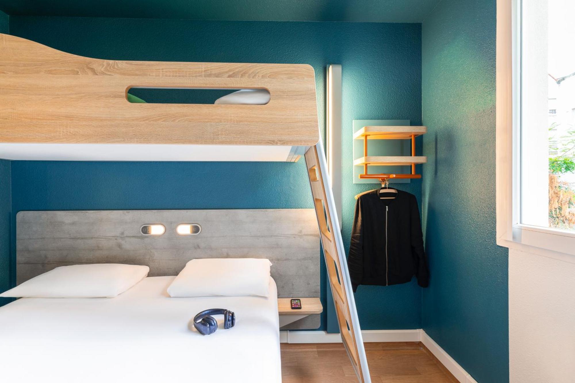 Ibis Budget Sud Pres D'arenes Hotel